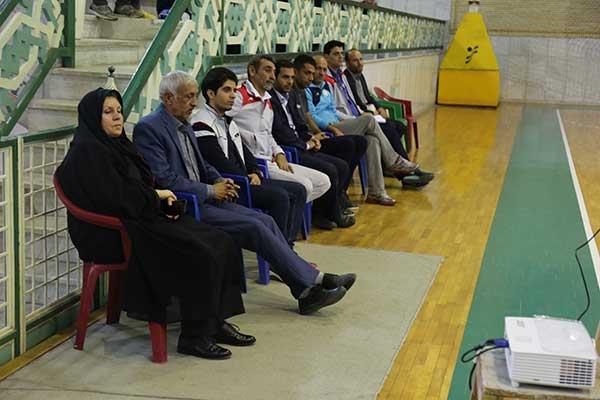 آکادمی استعدادیابی والیبال